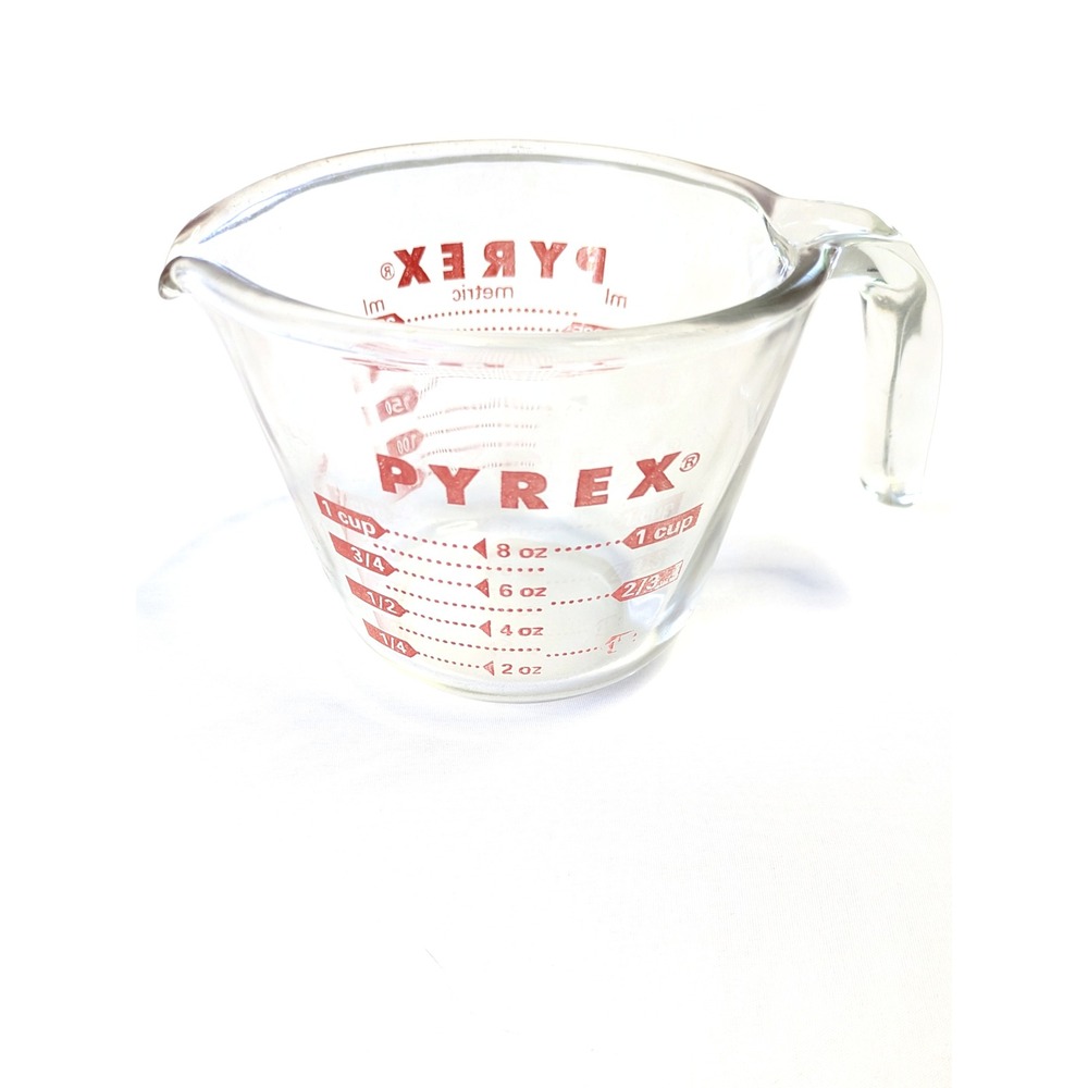 Vintage Pyrex 1 Cup Glass Measuring Cup Open Handle 8oz 250ml Made in USA